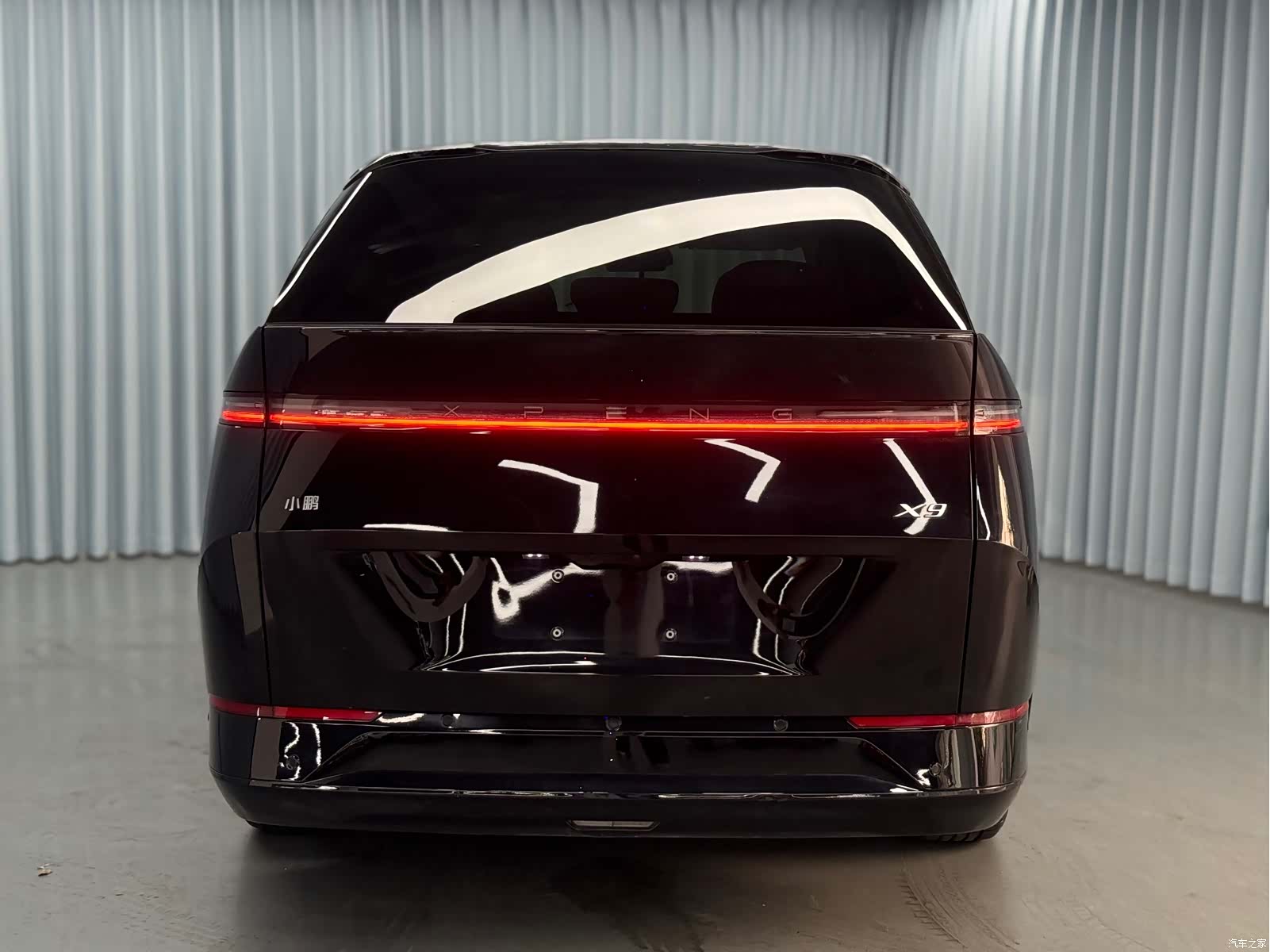 Xpeng X9, 2024 8