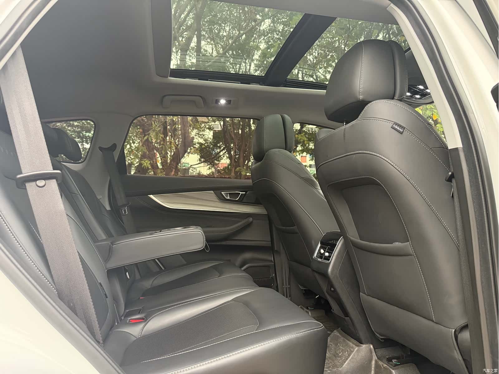 Chery Tiggo 8, 2023 11