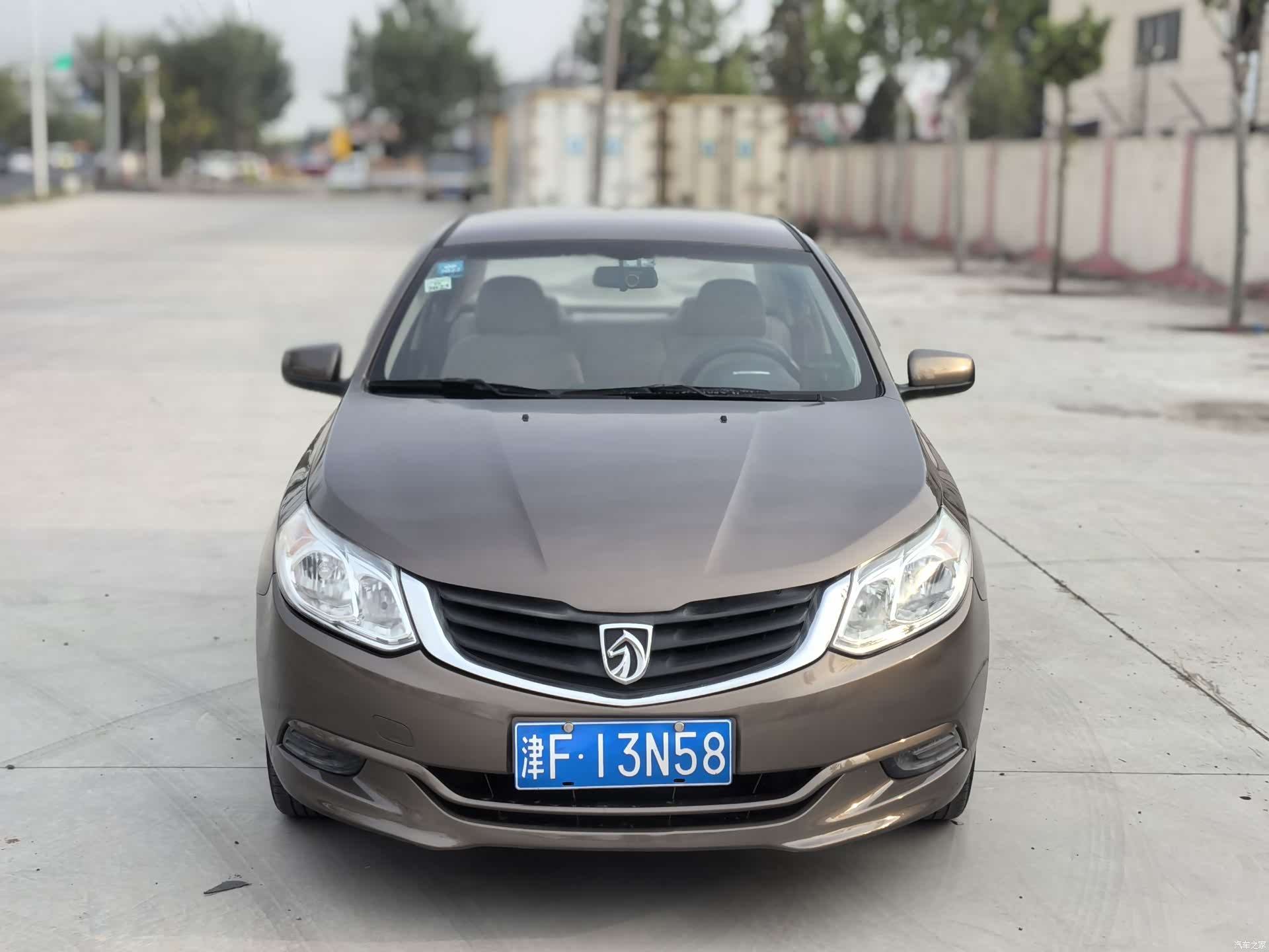 Wuling 630, 2013 2
