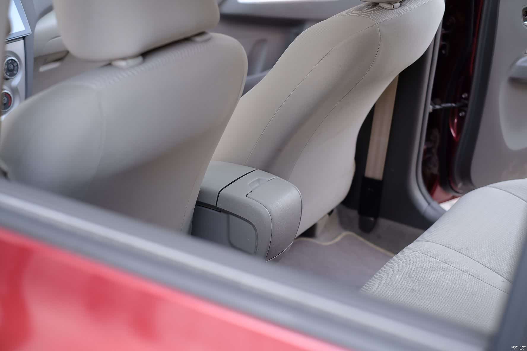 Toyota GL-S, 2012 47