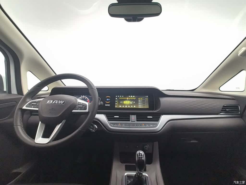 BAIC M7, 2023 все фото