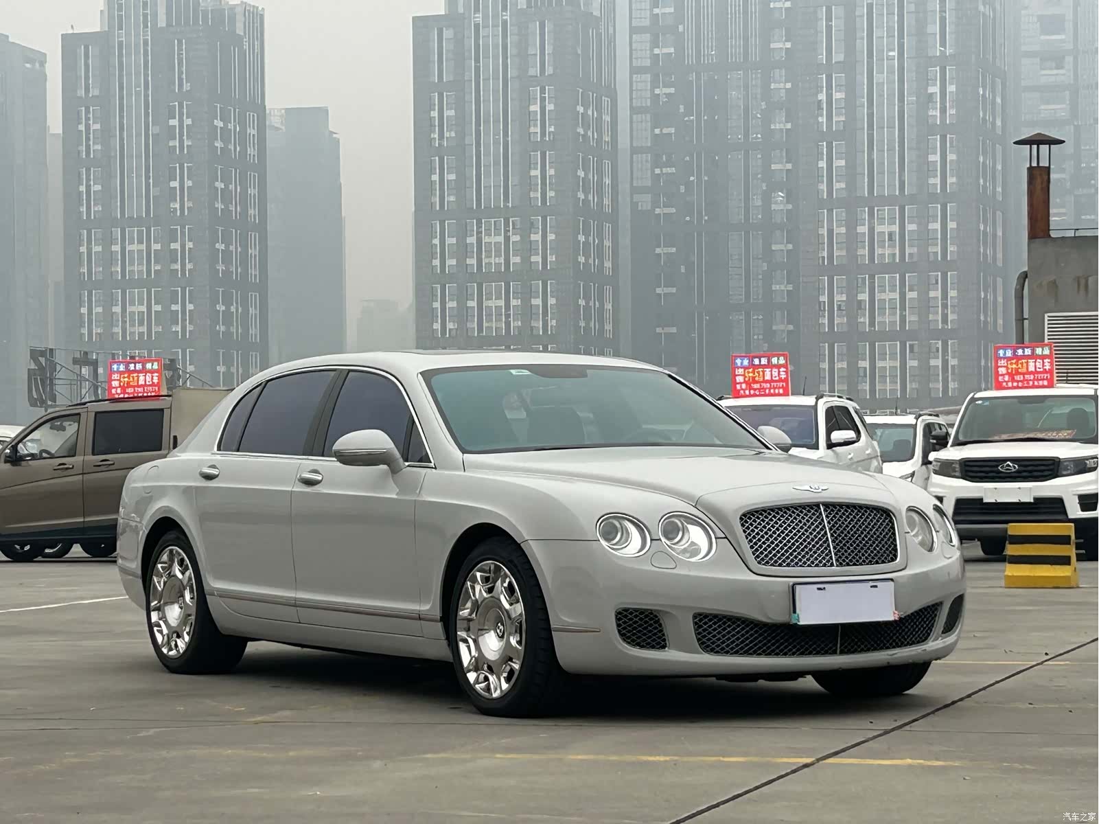 Bentley Flying Spur, 2013 3