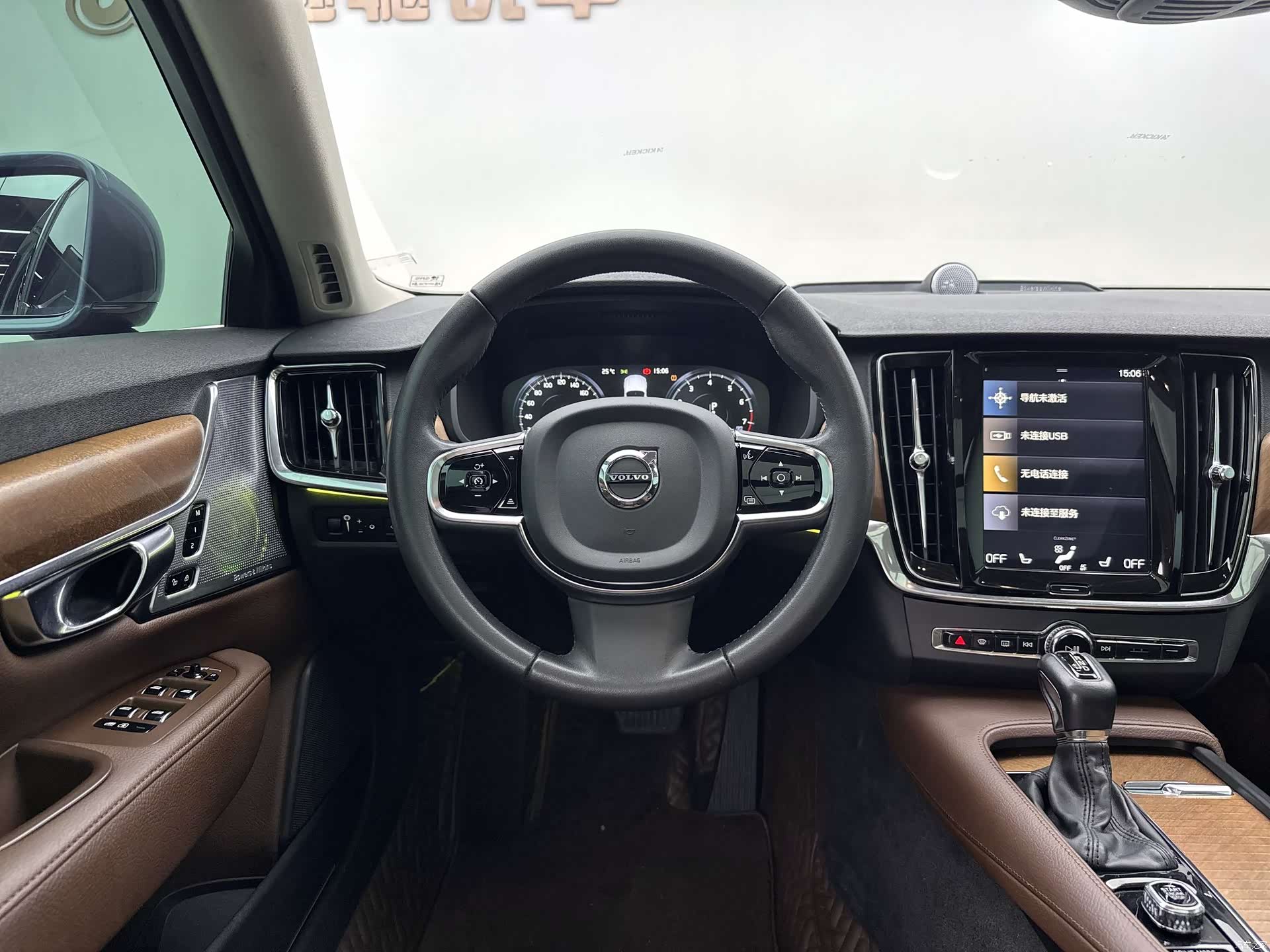 Volvo S90, 2019 все фото