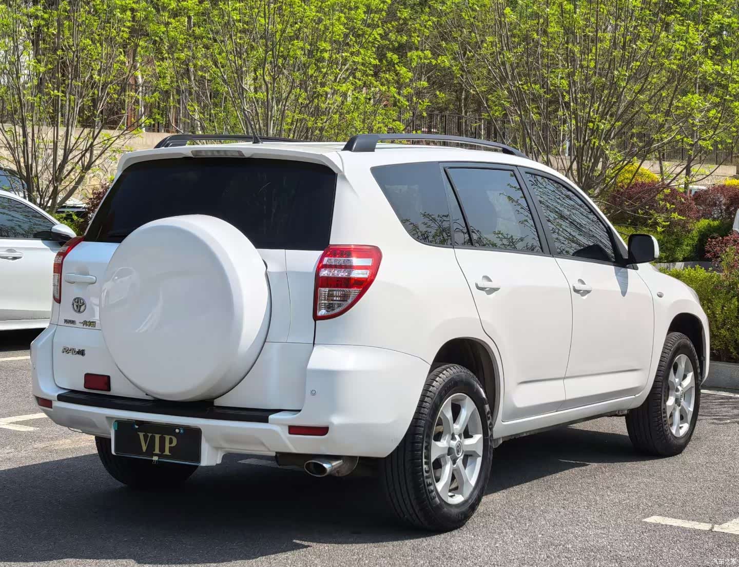 Toyota RAV4, 2013 4
