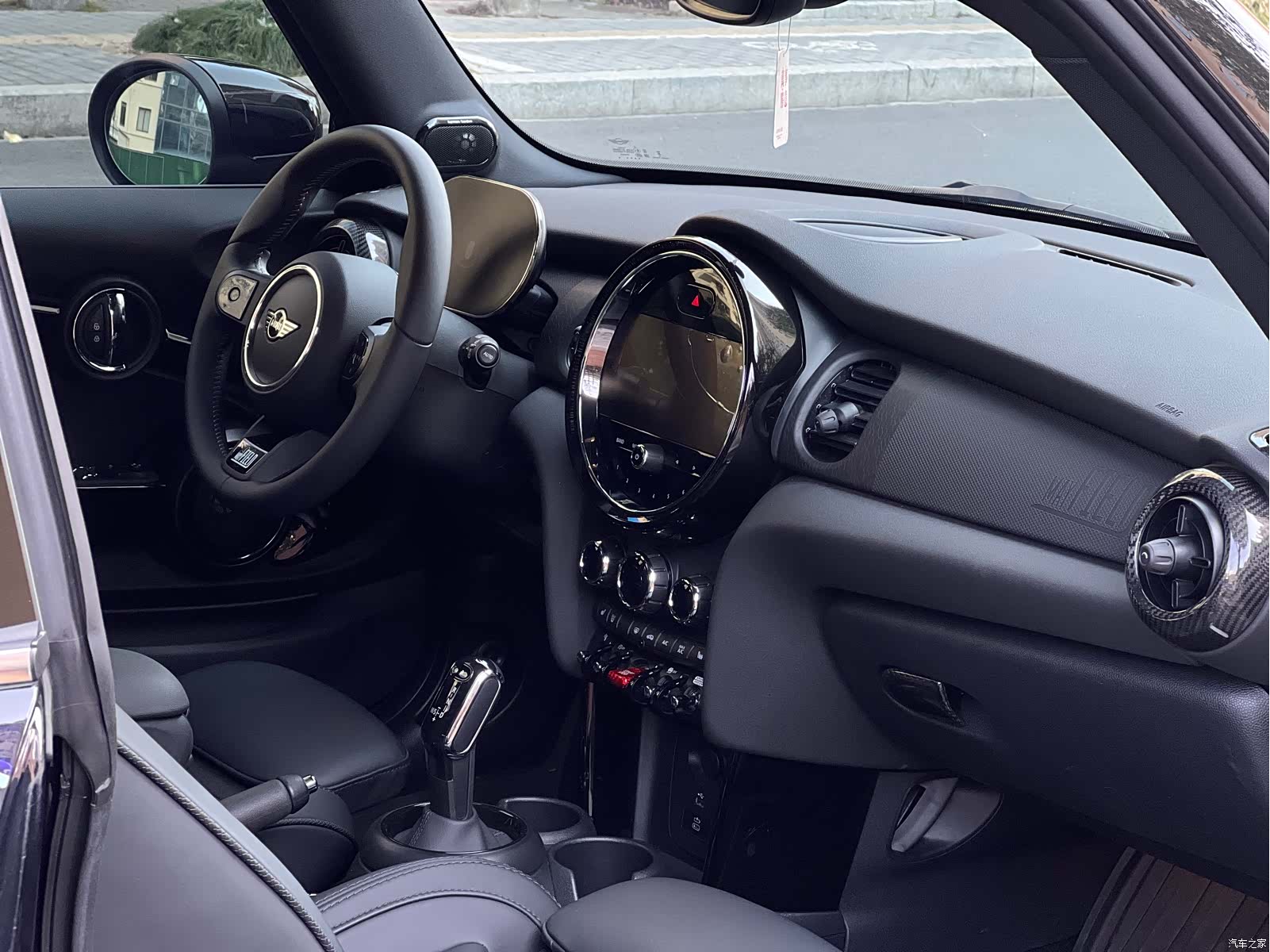 Mini Cooper, 2024 9