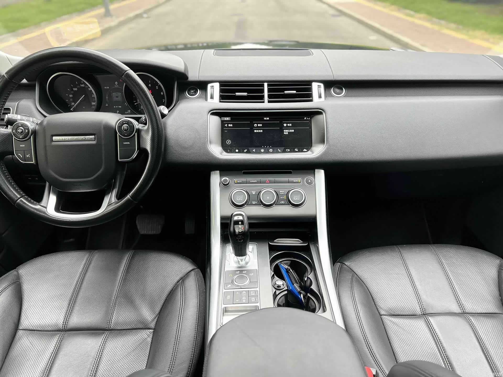 Land Rover Range Rover, 2017 32