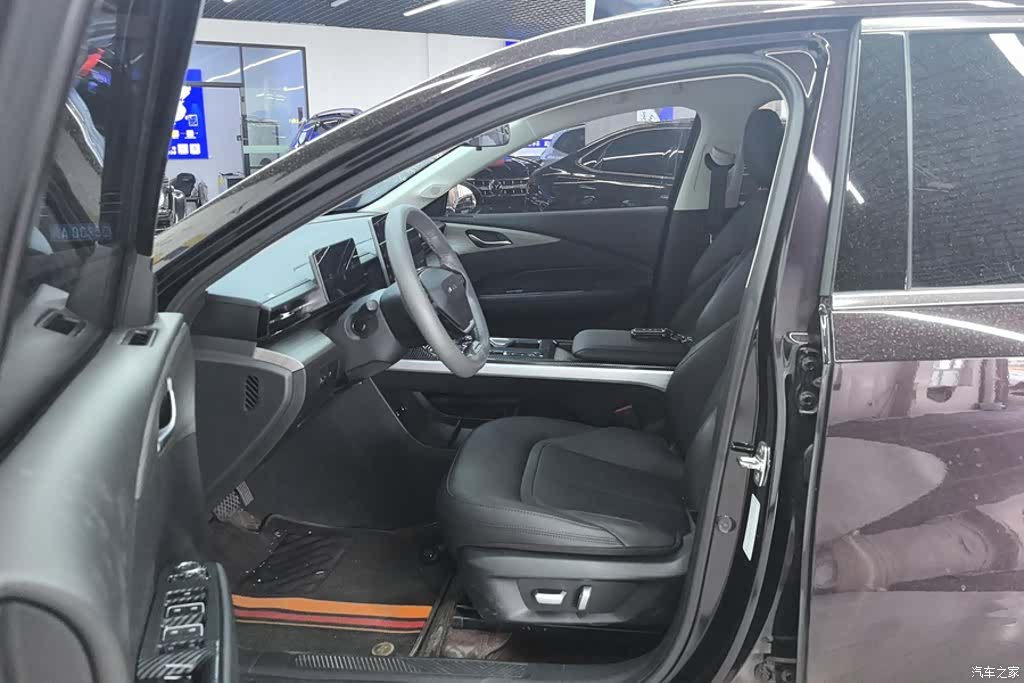 Wuling Starlight, 2025 9
