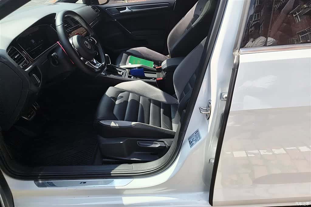 Volkswagen Golf, 2020 9