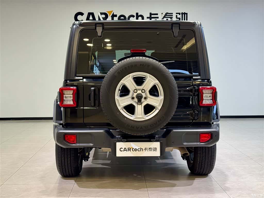 Jeep Wrangler, 2021 4