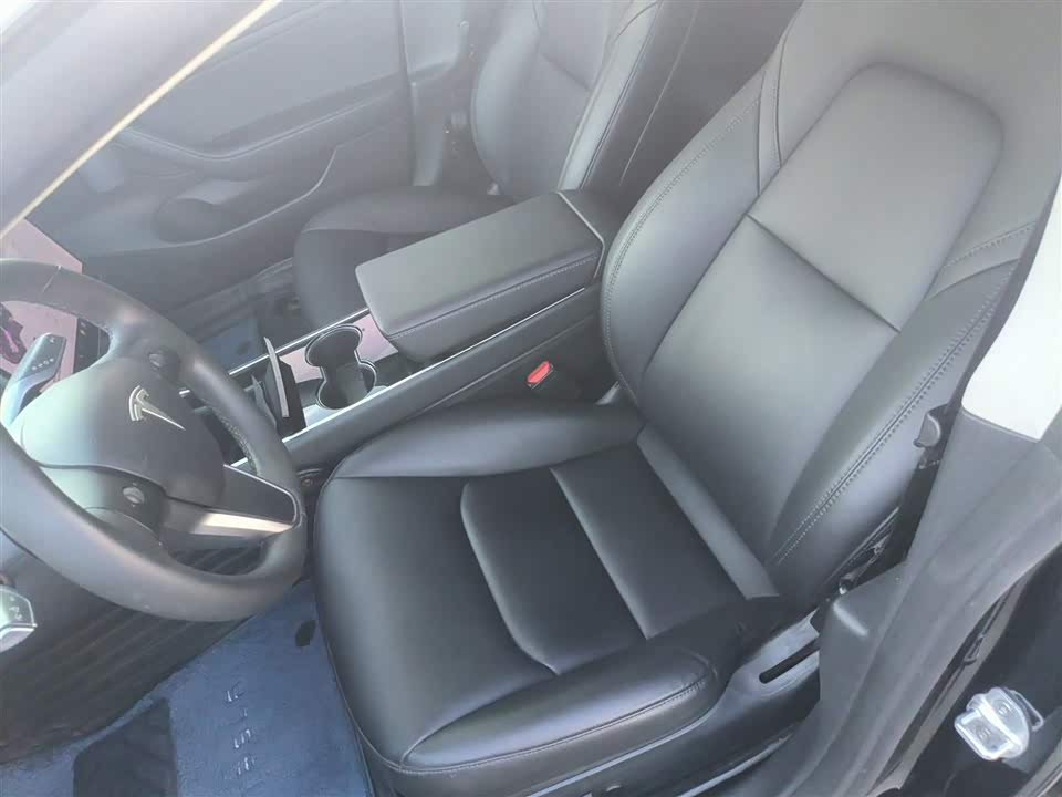 Tesla Model 3 Tesla Model 3