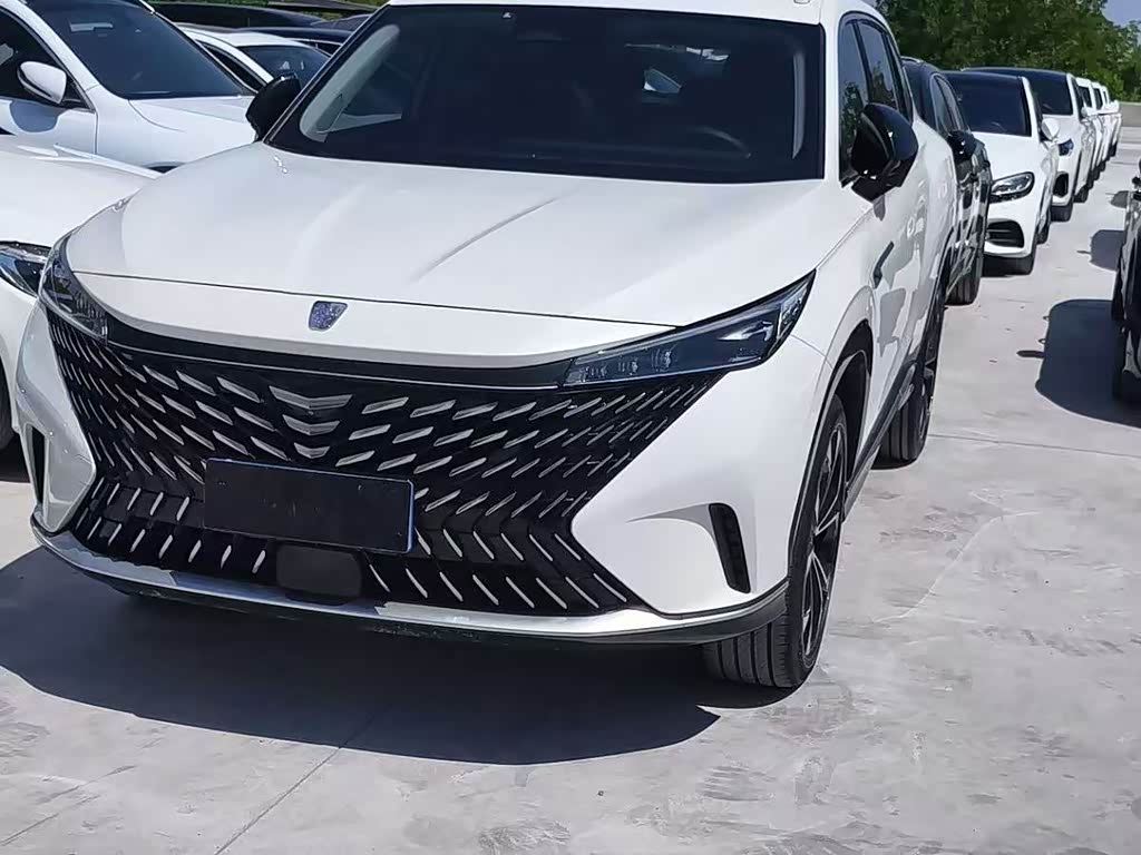 Roewe RX5