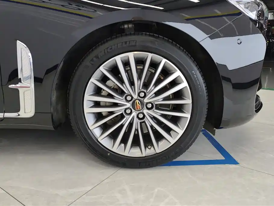 Hongqi H9 Hongqi H9