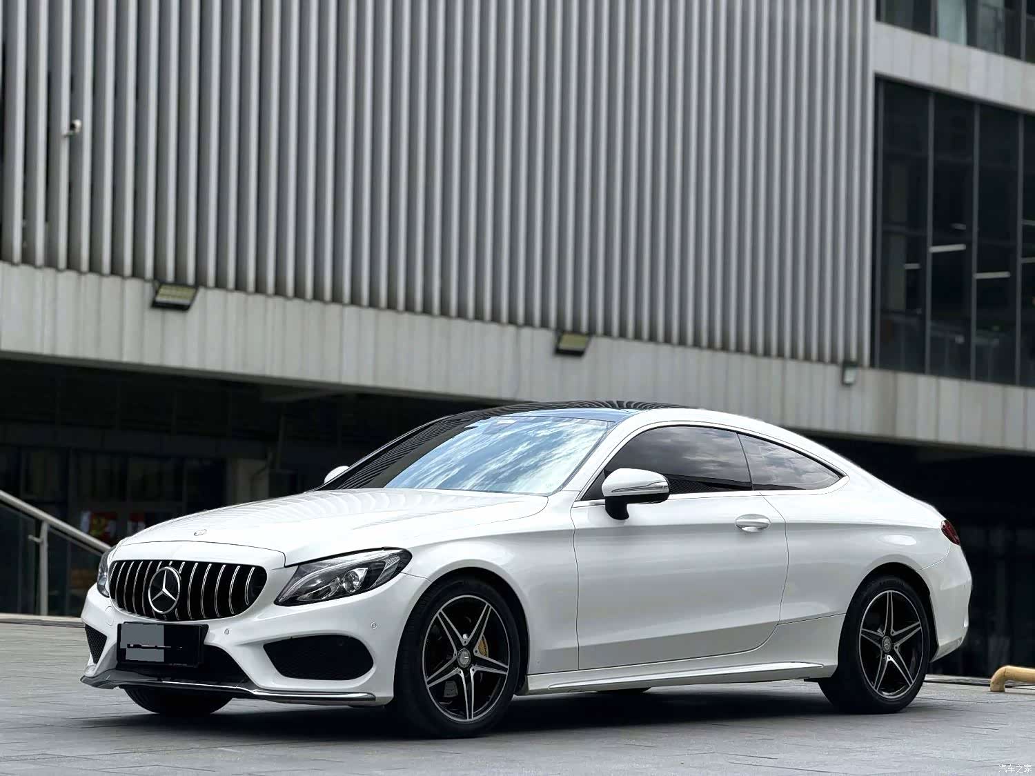 Mercedes-Benz C-Class, 2016 1