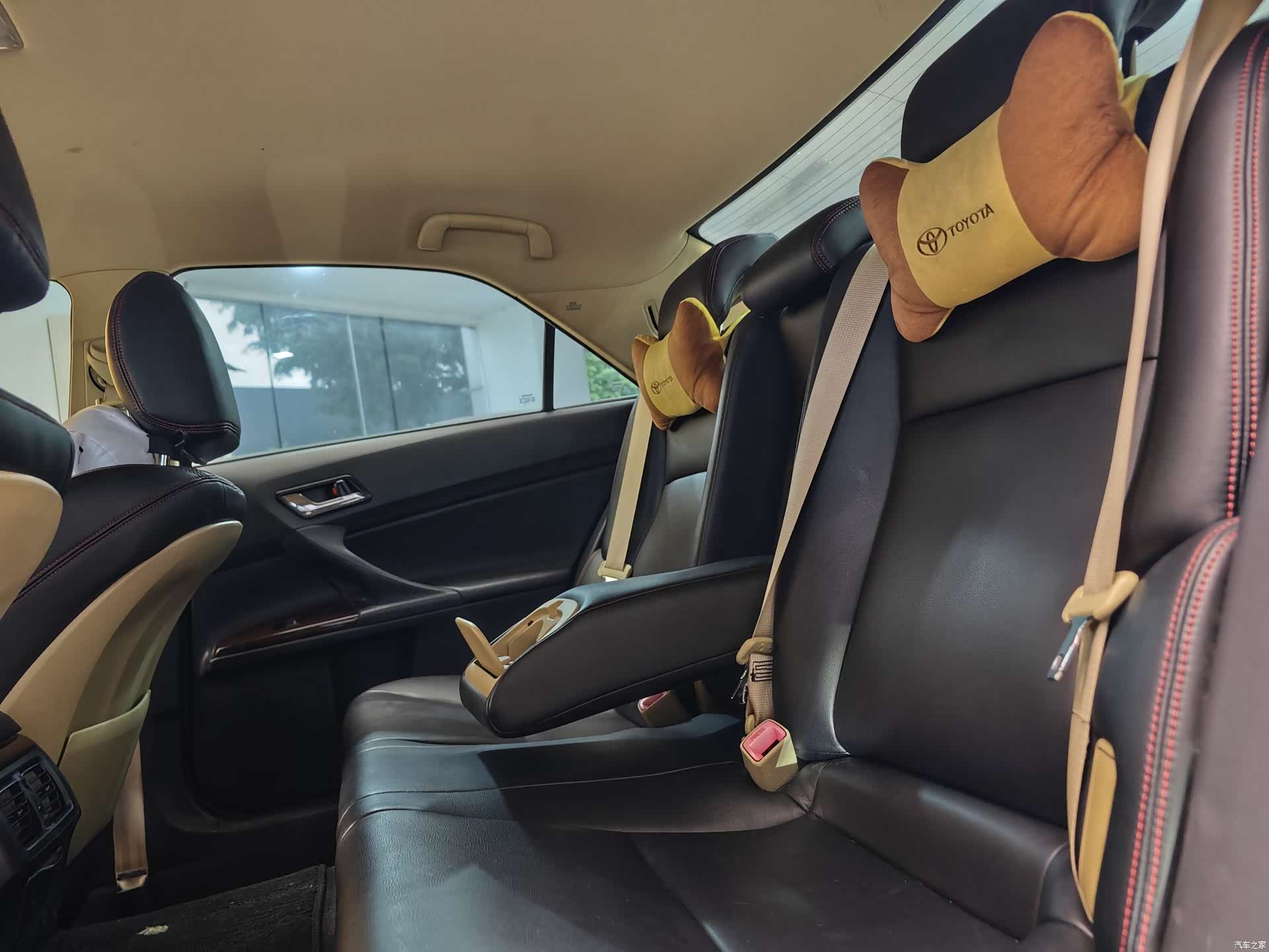 Toyota 2.5S, 2015 23