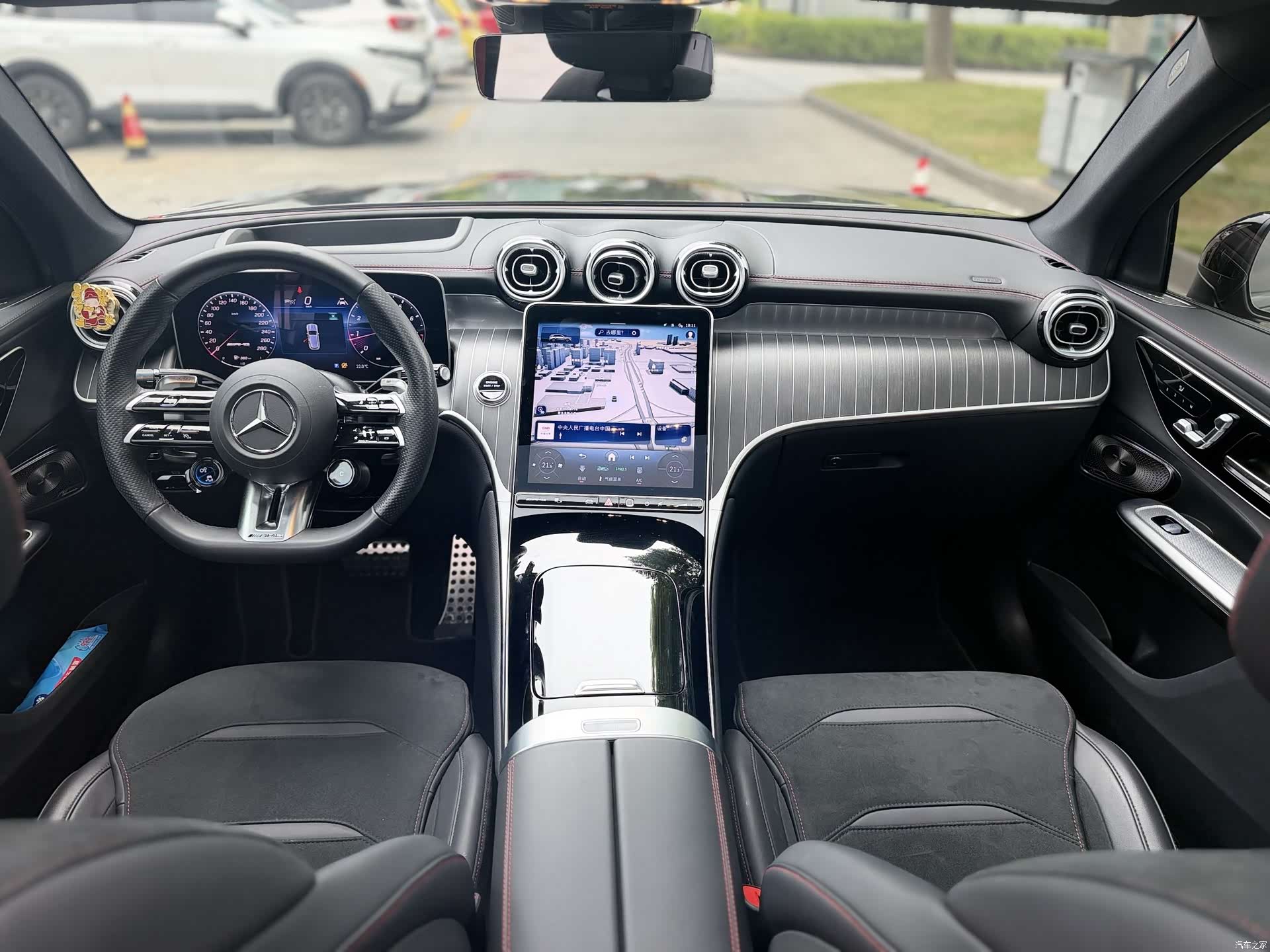 Mercedes-Benz GLC, 2025 14