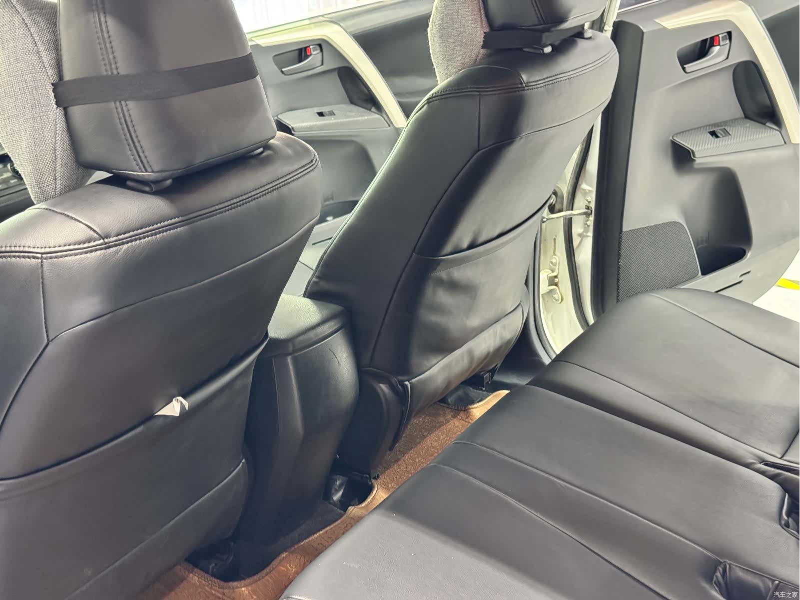 Toyota RAV4, 2016 8
