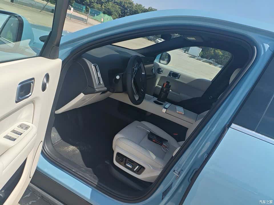 Li Auto L7, 2025 все фото