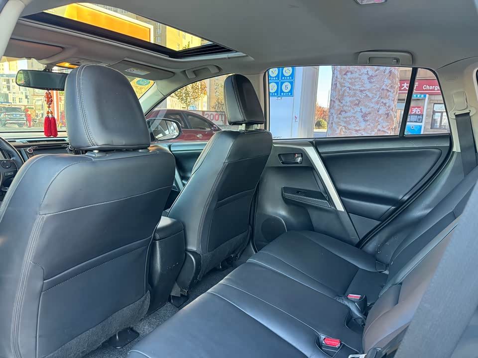 Toyota RAV4 Rongfang