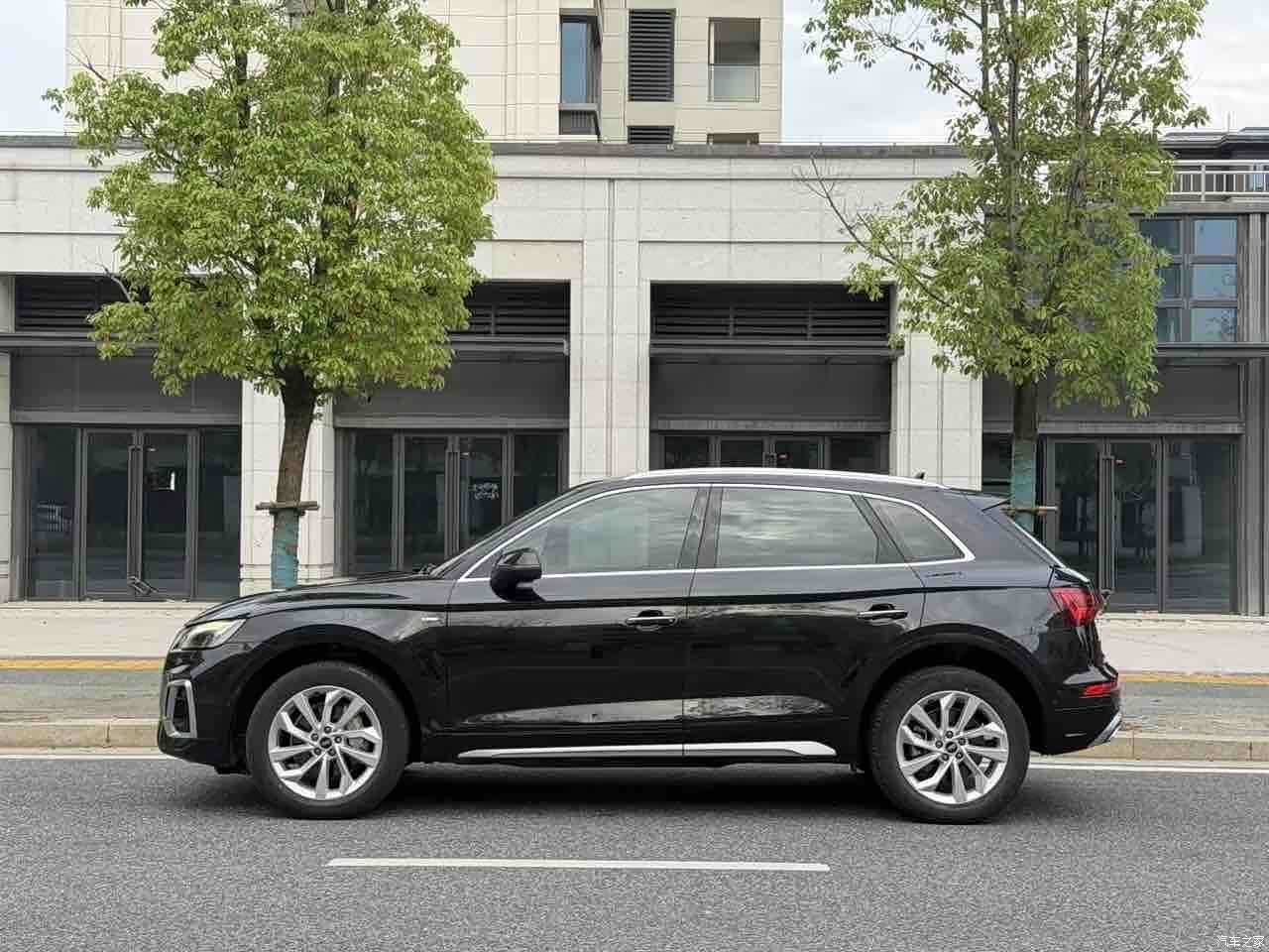 Audi Q5L, 2021 4