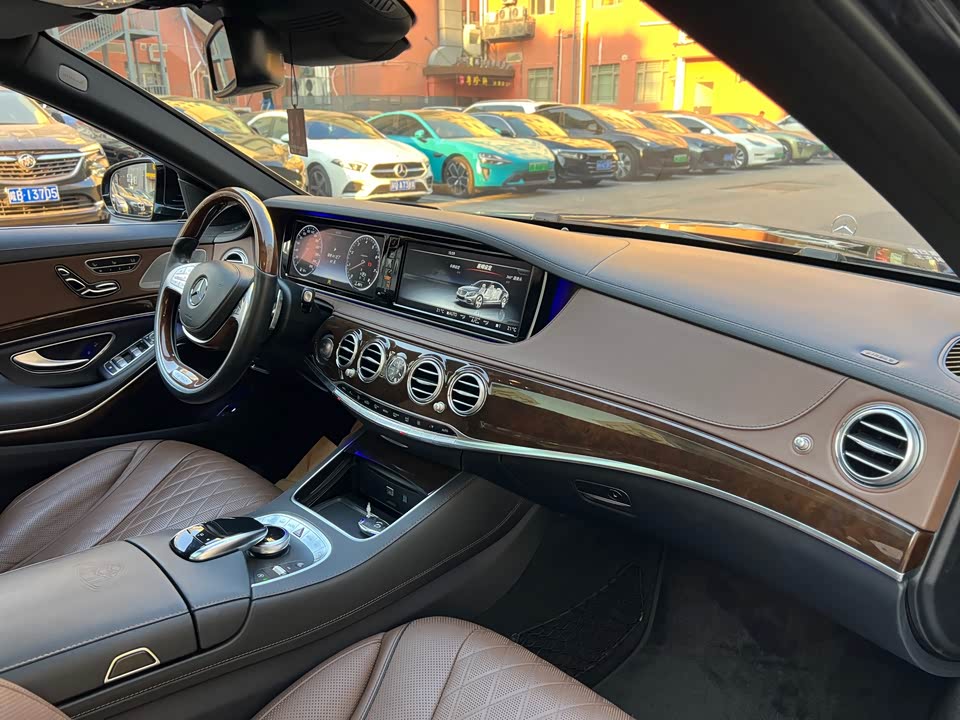 Mercedes-Benz Maybach S-class