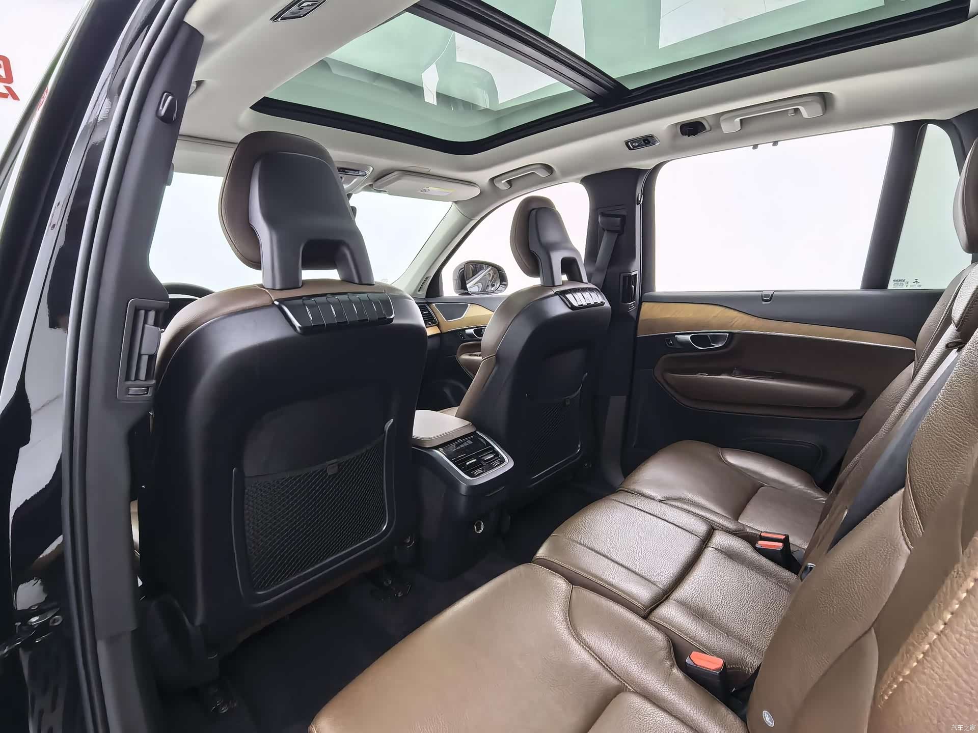 Volvo XC90, 2019 18
