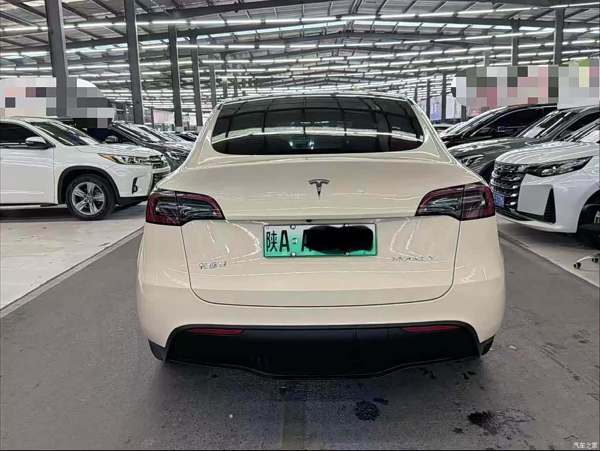 Tesla Model Y, 2023 8