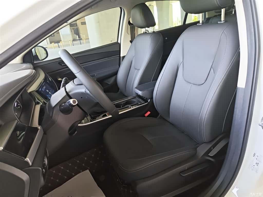 Chery 5, 2023 15