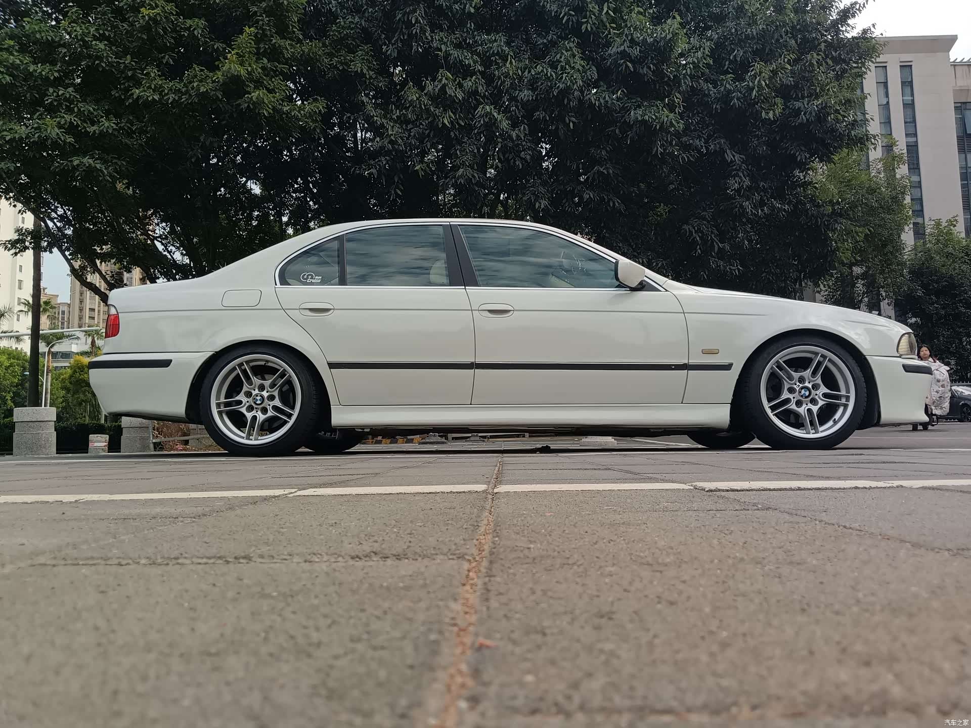 BMW 5 Series, 2001 2