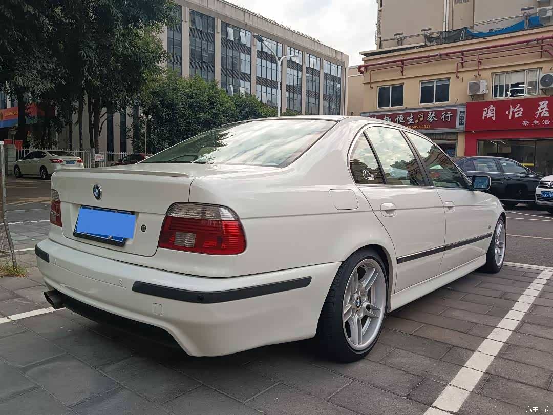 BMW 5 Series, 2001 8