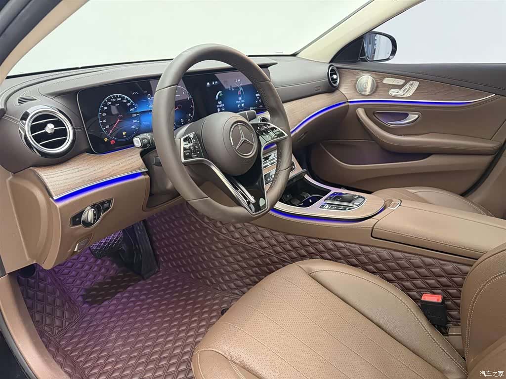 Mercedes-Benz E-Class, 2022 25