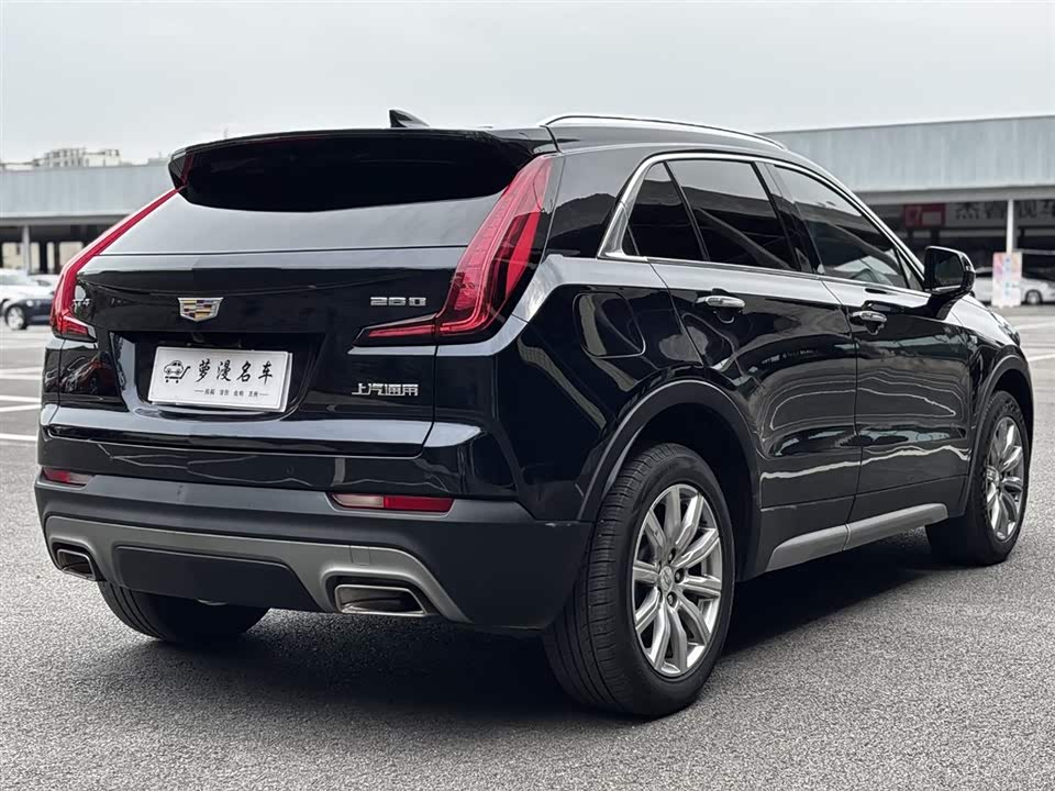 Cadillac XT4