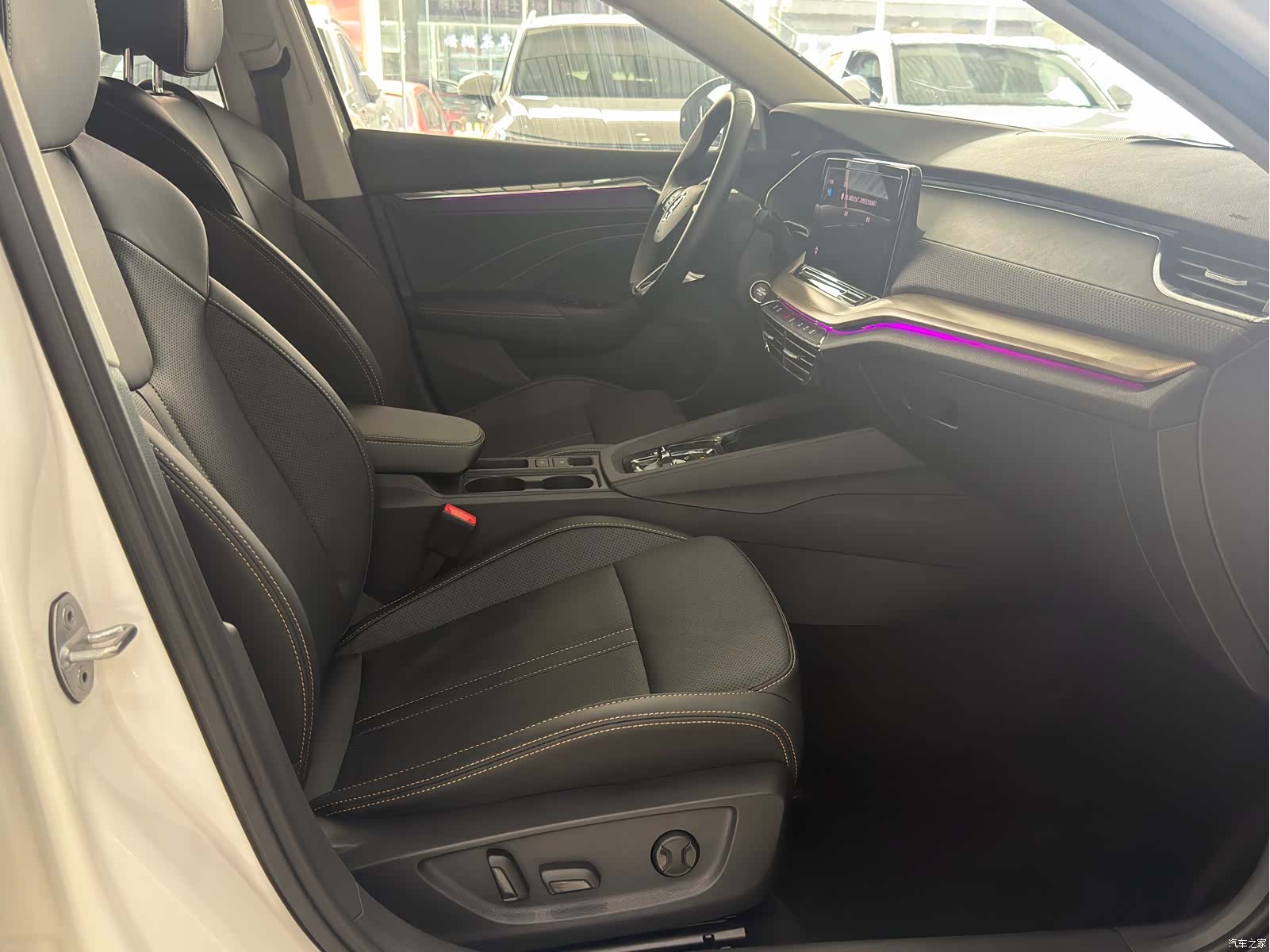Skoda Octavia, 2023 10