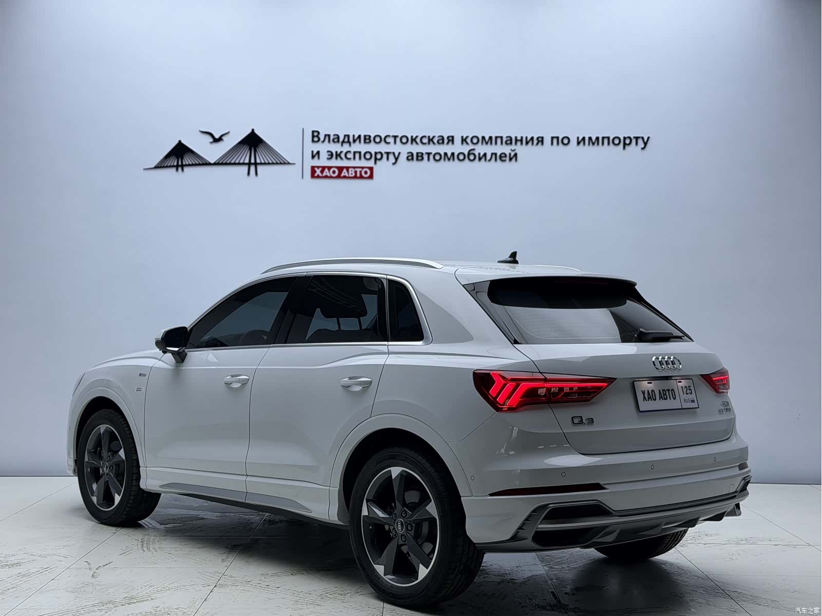 Audi Q3, 2022 4