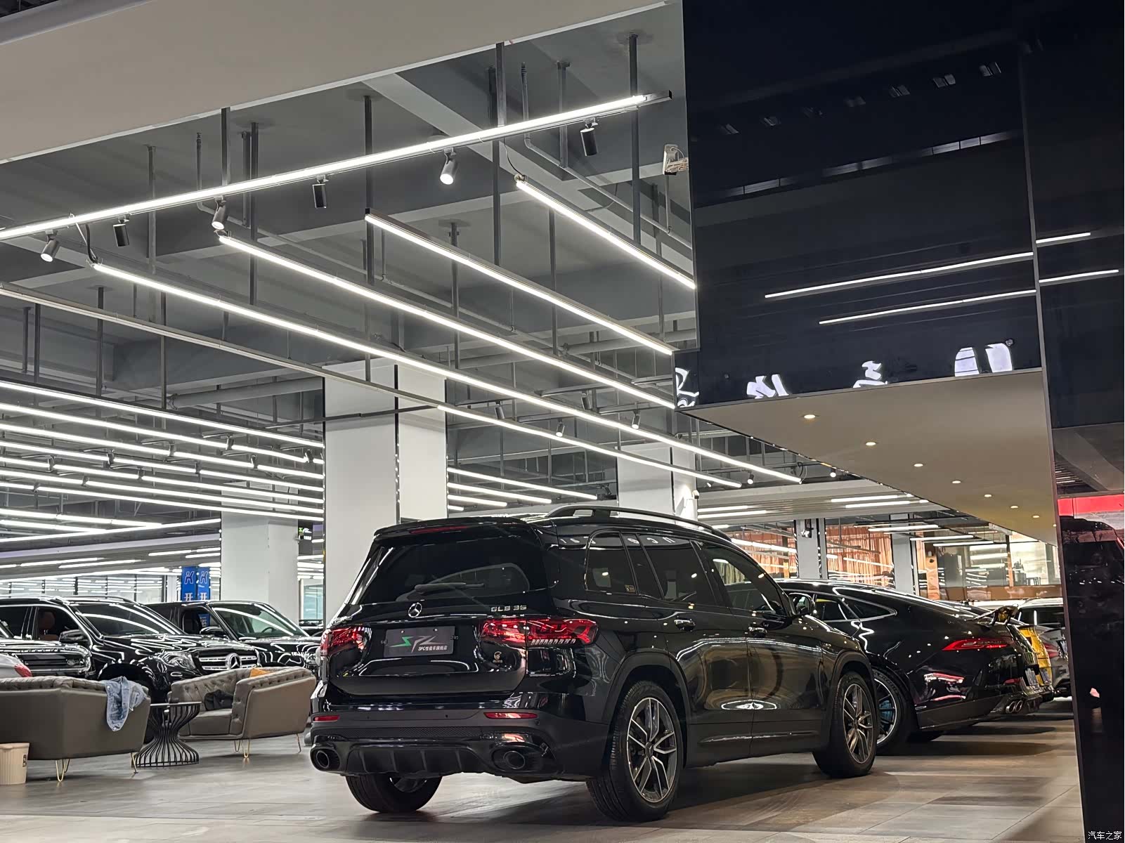 Mercedes-Benz GLB, 2023 18