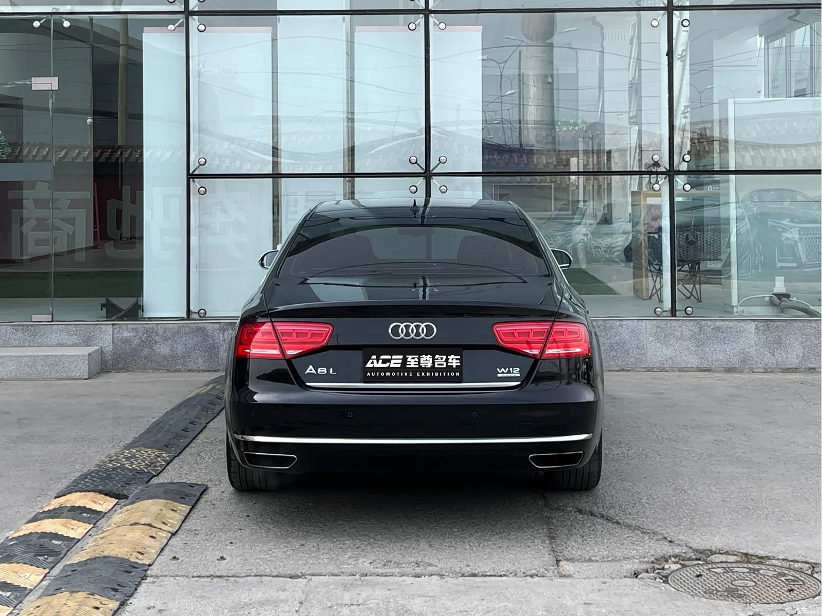 Audi A8L, 2012 все фото