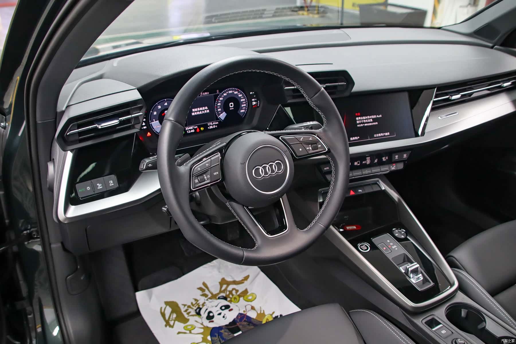 Audi A3, 2022 все фото