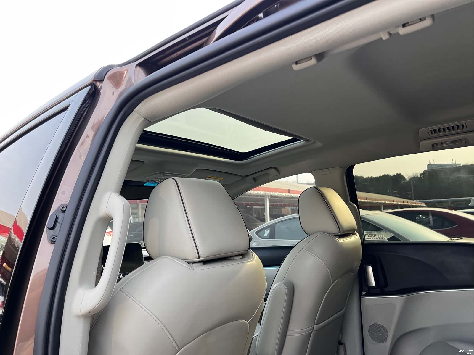 Buick GL8, 2020 14