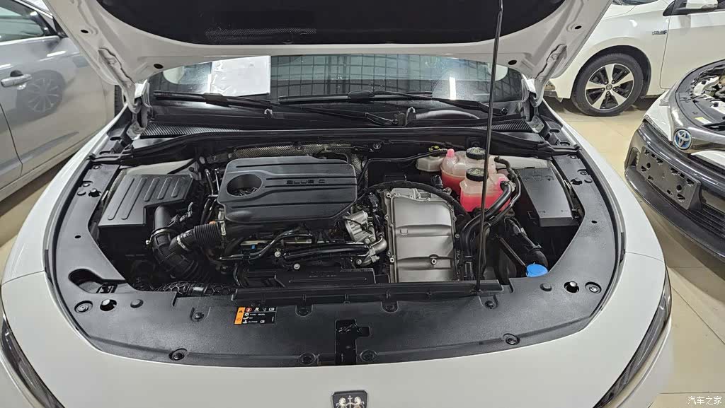Roewe D7, 2025 11