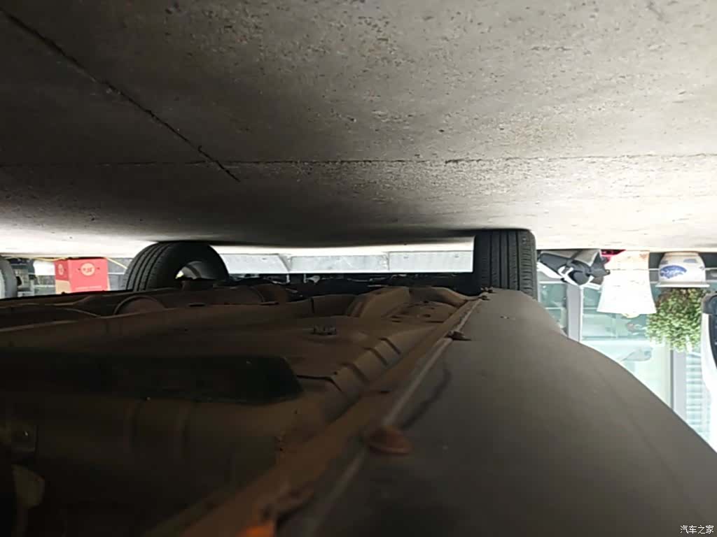 DongFeng AX4, 2018 22