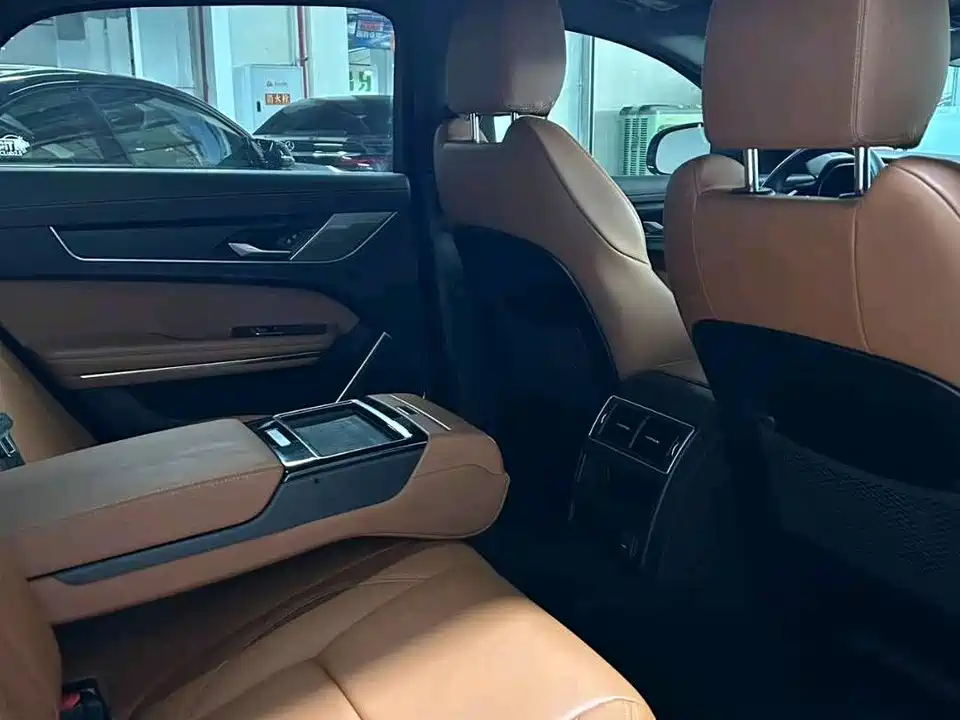 Jaguar XFL