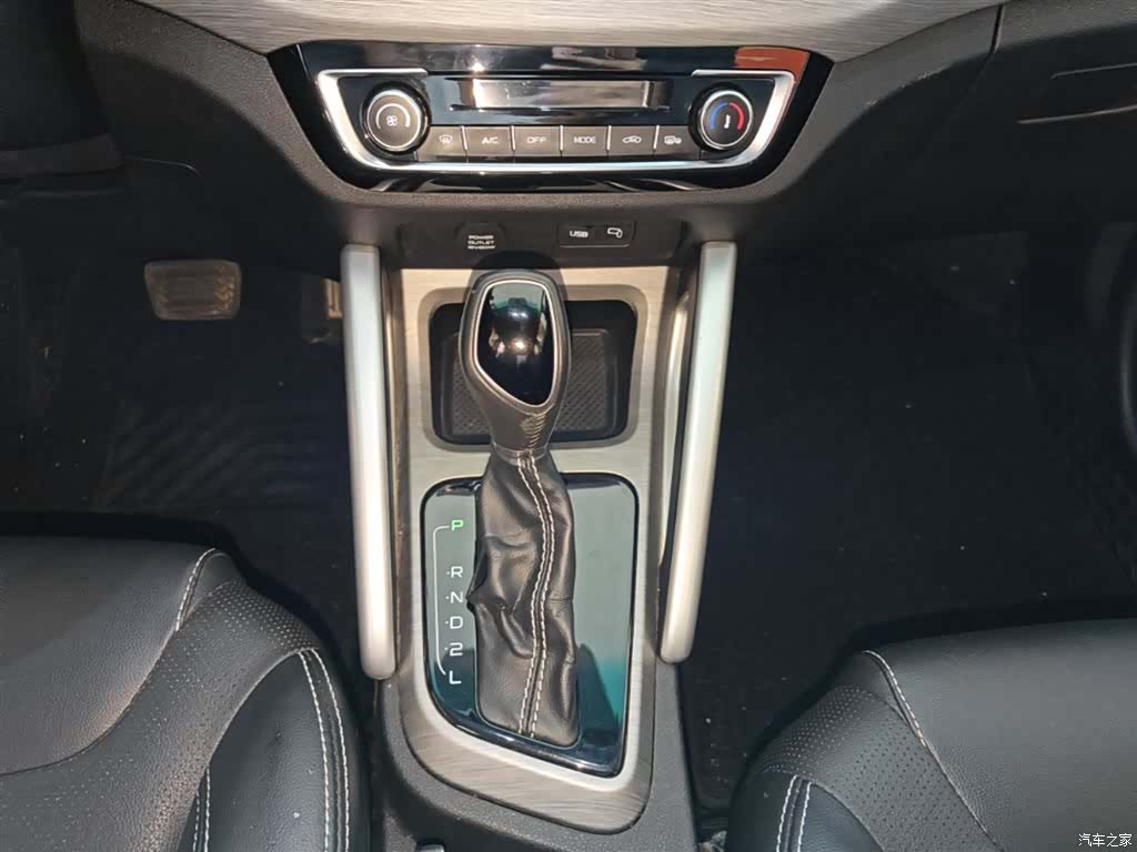 Geely X3, 2019 14