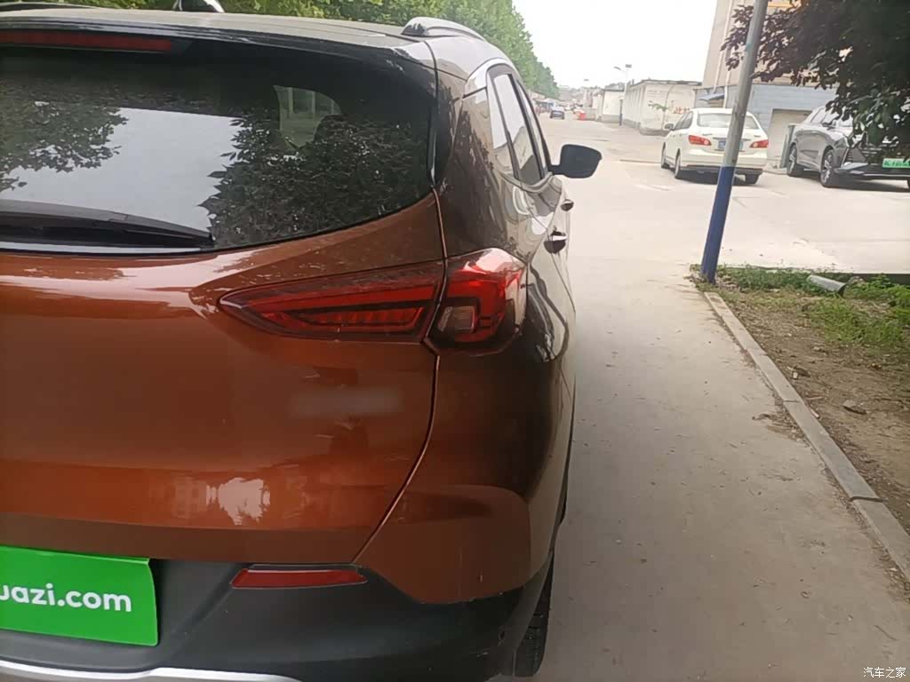 Buick Encore, 2021 8