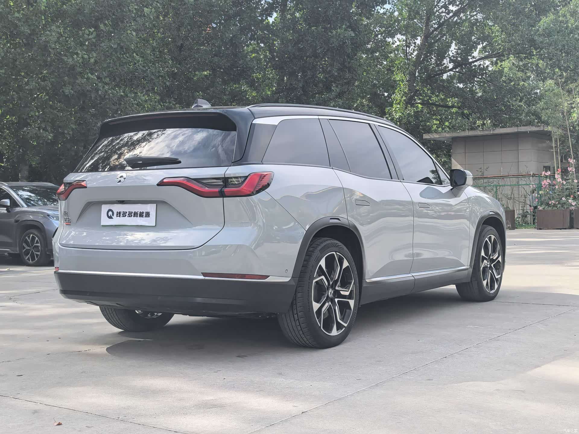 NIO ES8, 2021 12