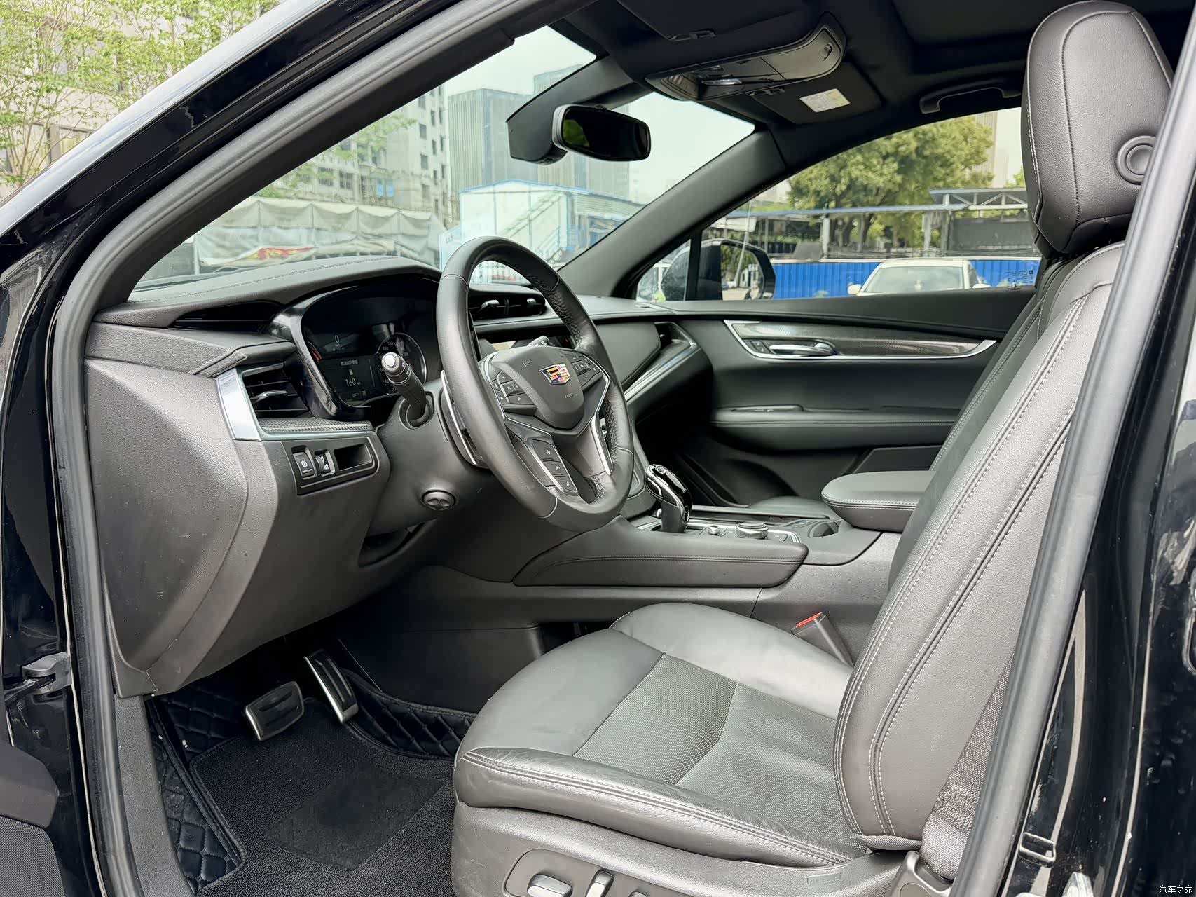Cadillac XT5, 2023 10