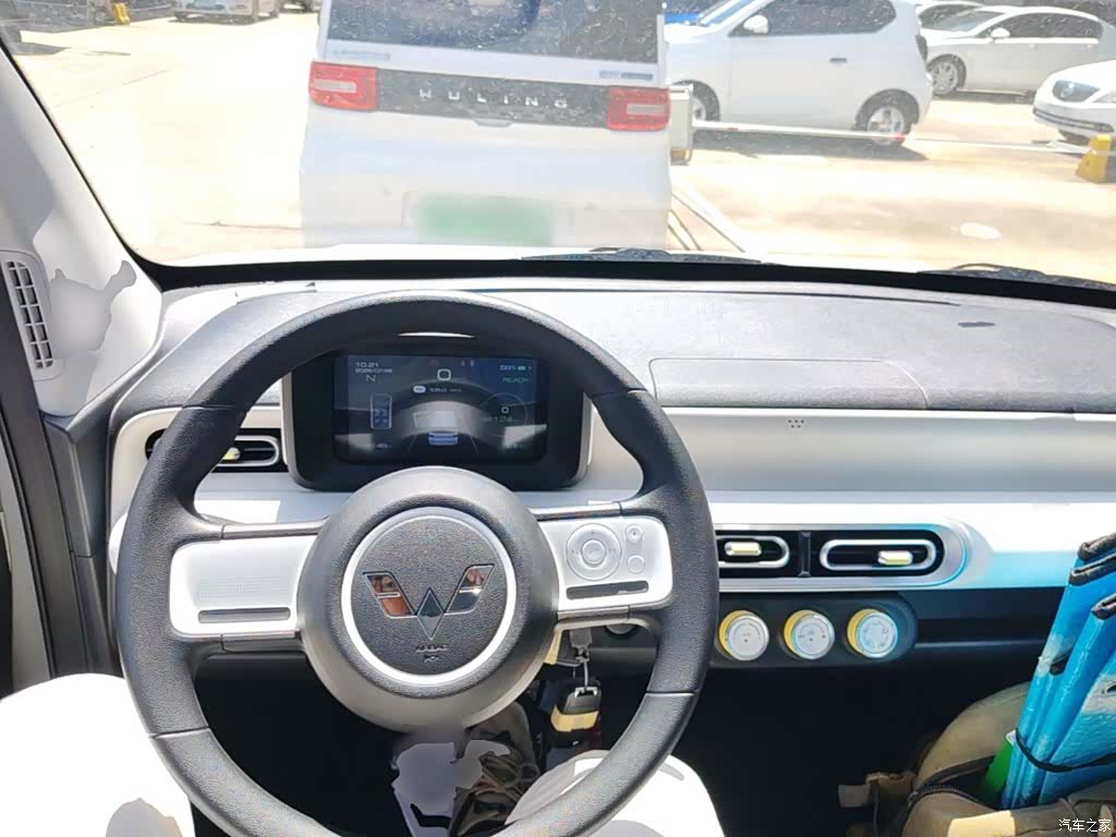 Wuling MINIEV, 2026 10