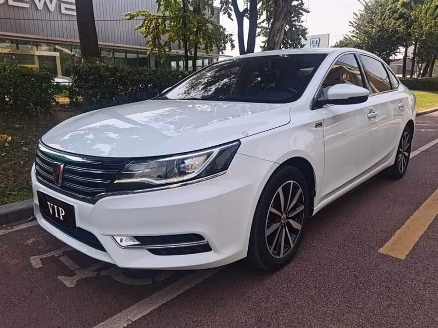 Roewe i6