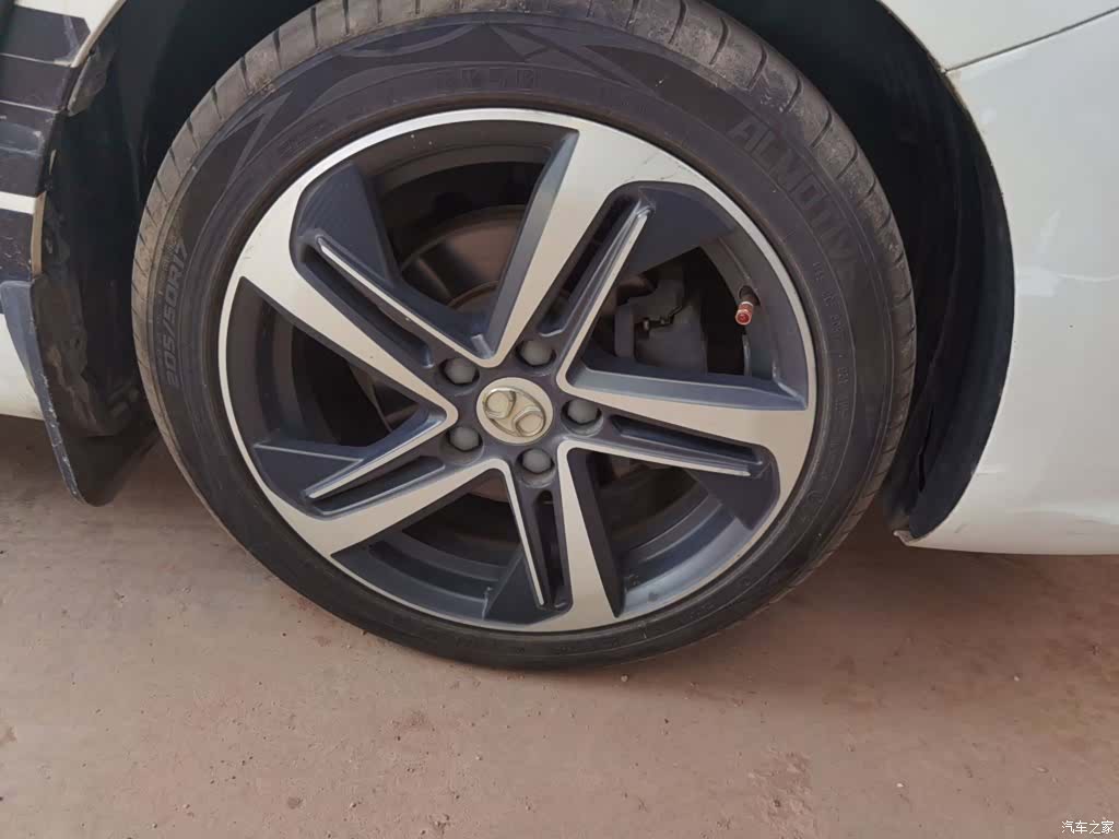 BAIC D50, 2018 23
