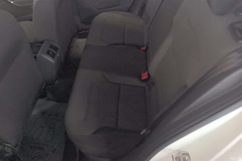 Volkswagen Golf, 2016 11