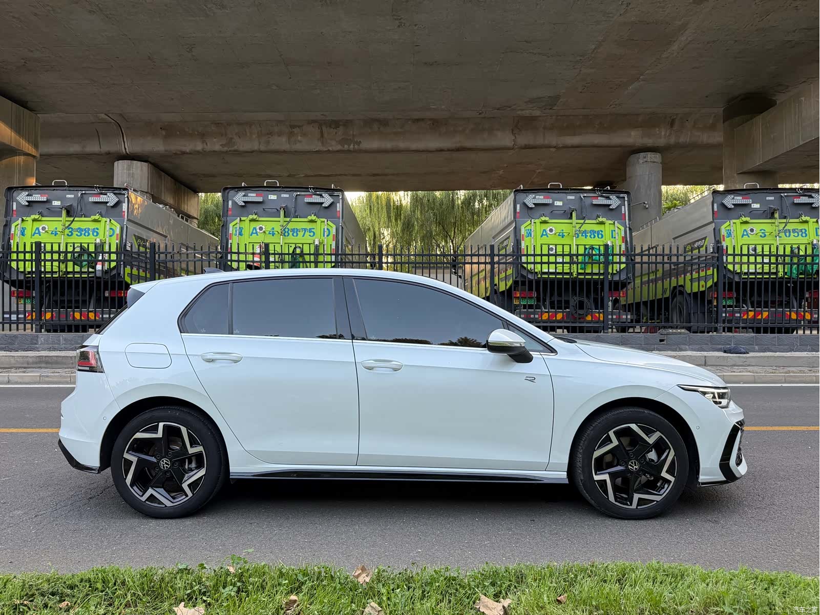 Volkswagen Golf, 2025 4