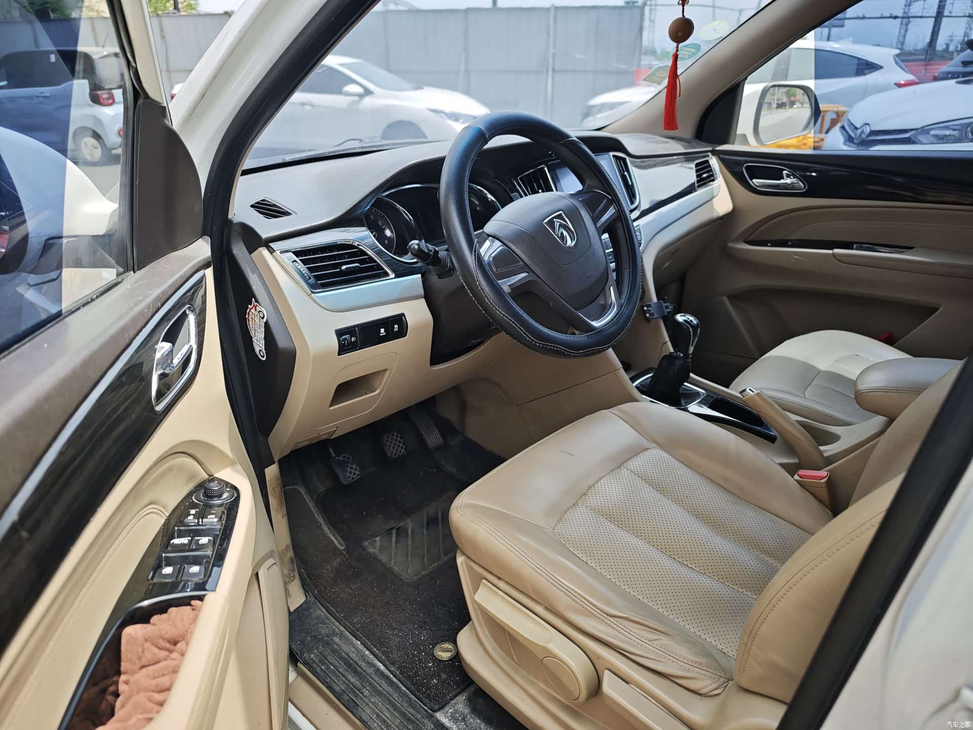 Wuling 730, 2016 7